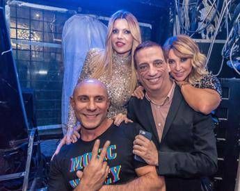 Da Rita Rusic al dj Solvert, oltre 4mila persone all'inaugurazione di Muccassassina Da Rita Rusic al dj Solvert, oltre 4mila persone all'inaugurazione di Muccassassina